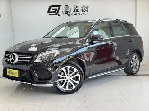 Mercedes-Benz GLE 2015