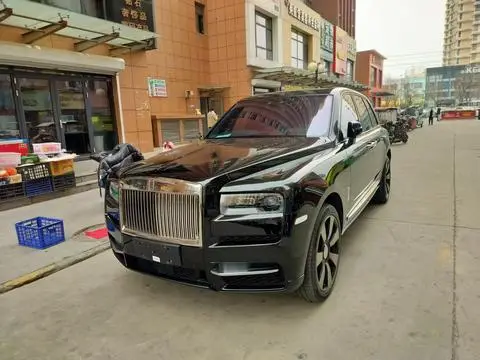 Rolls Royce Cullinan 2018