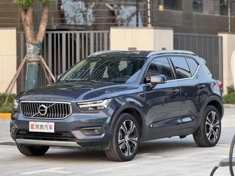Volvo XC40 2021