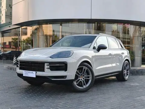 Porsche Cayenne 2025