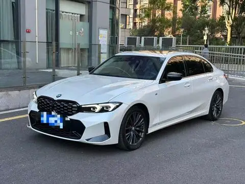 BMW 3 Series 2023 — фото 1
