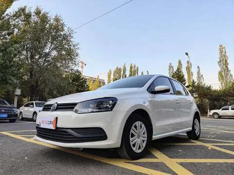 Volkswagen Polo 2016 — фото 1