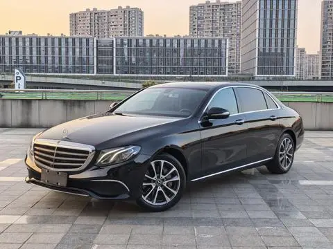 Mercedes-Benz E-Class 2019 — фото 1