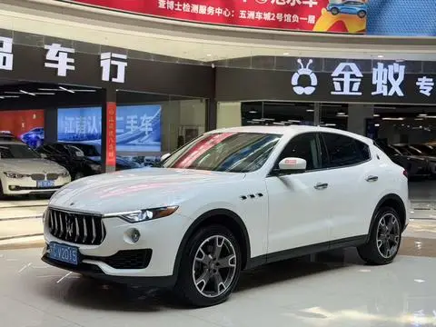Maserati Levante 2017 — фото 1
