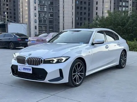 BMW 3 Series 2023 — фото 1