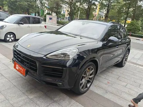 Porsche Cayenne 2023