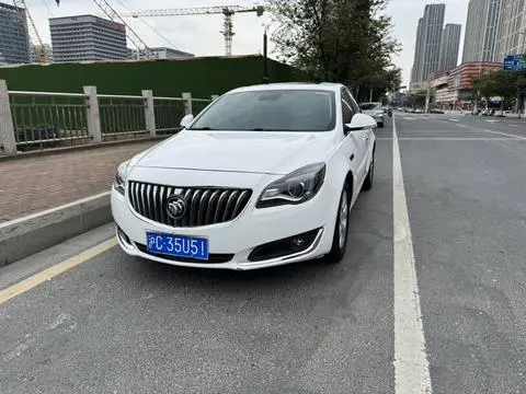 Buick Regal 2015 — фото 1