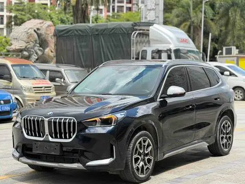 BMW X1 2023 — фото 1