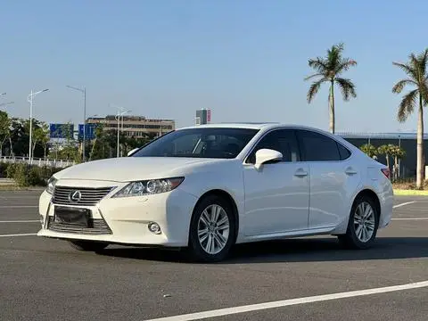 Lexus ES 2014