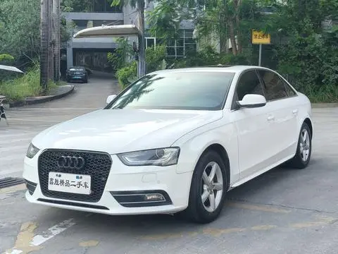 Audi A4L 2013 — фото 1
