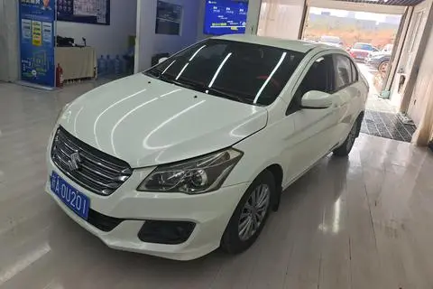 Suzuki 启悦 2015