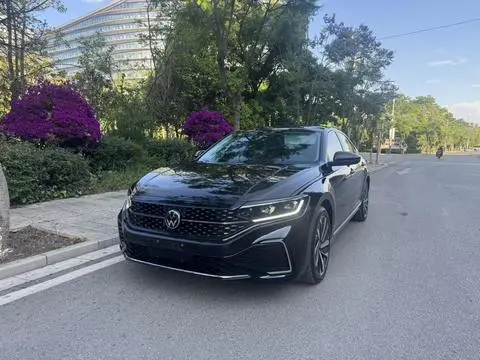 Volkswagen Passat 2022