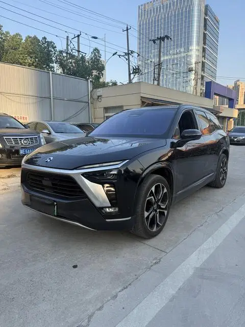 NIO ES8 2020