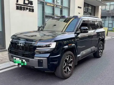 BYD Leopard 8 2025