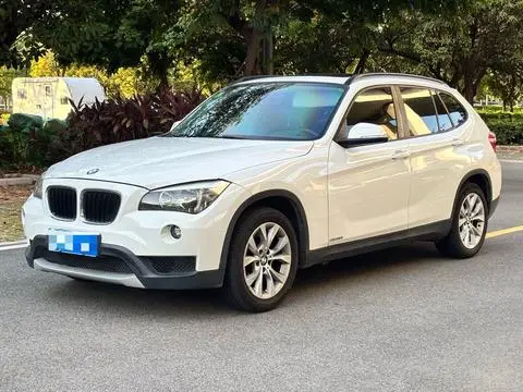 BMW X1 2013 — фото 1
