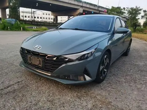 Hyundai Elantra 2021