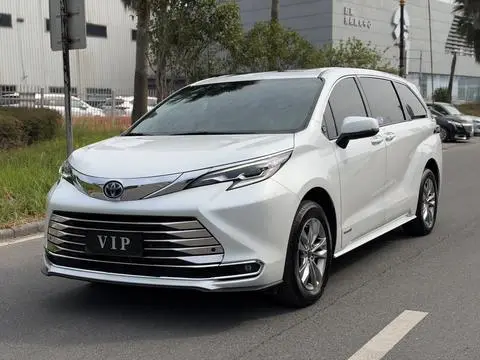 Toyota 赛那 2023
