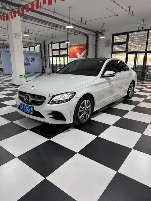 Mercedes-Benz C-Class 2020