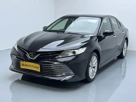 Toyota Camry 2019