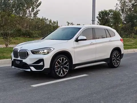 BMW X1 2020 — фото 1