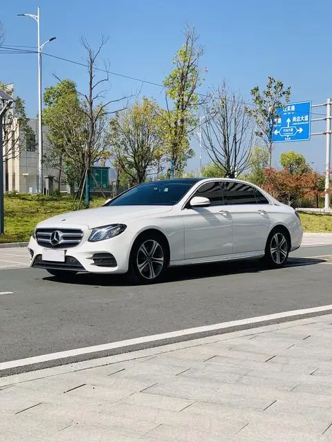 Mercedes-Benz E-Class 2020