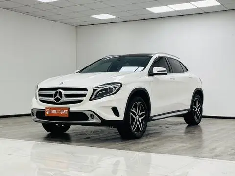 Mercedes-Benz GLA 2016