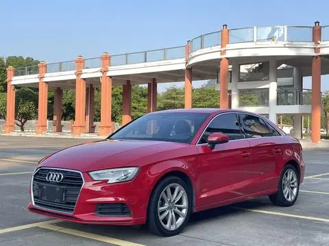 Audi A3 2018 — фото 1