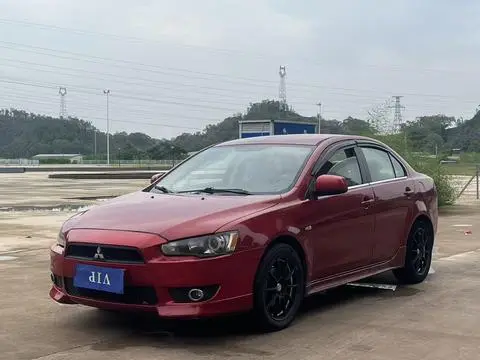 Mitsubishi 翼神 2010