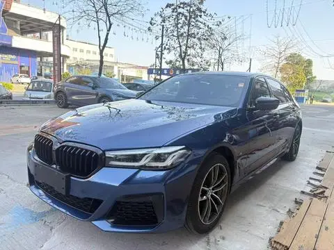 BMW 5 Series 2021 — фото 1