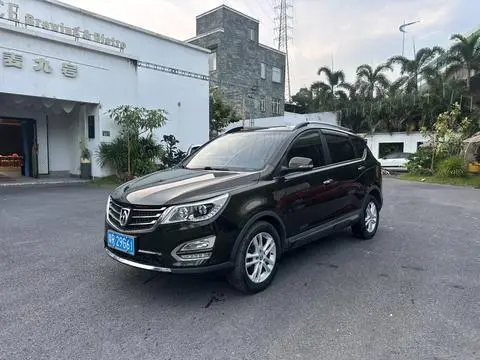 Baojun 560 2015