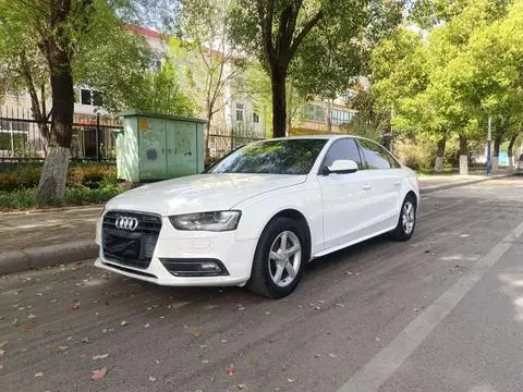 Audi A4L 2013 — фото 1