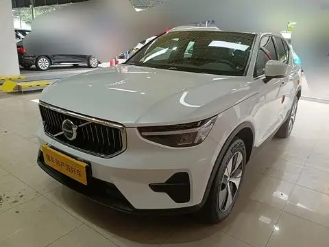 Volvo XC40 2024