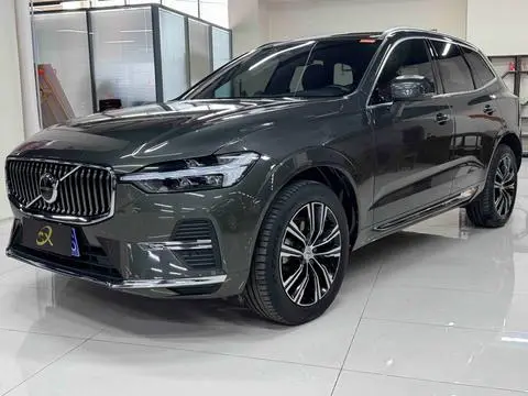 Volvo XC60 2022