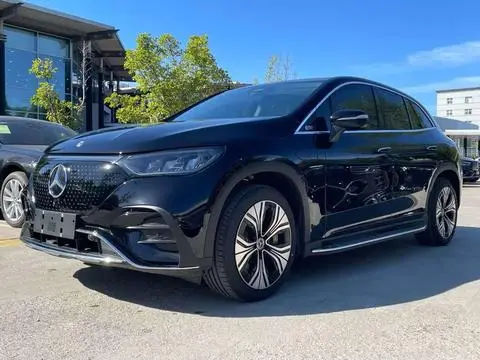 Mercedes-Benz EQE SUV 2024