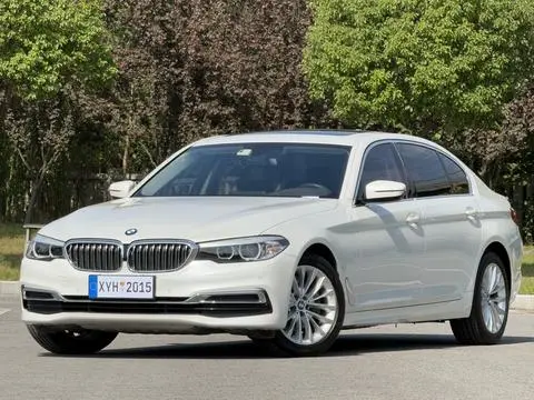 BMW 5 Series 2020 — фото 1