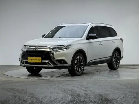 Mitsubishi 欧蓝德 2020