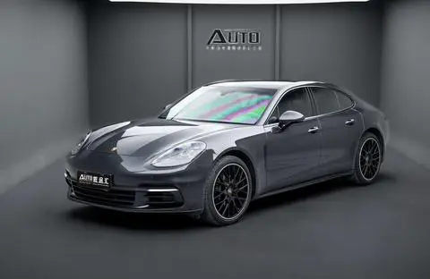 Porsche Panamera 2019
