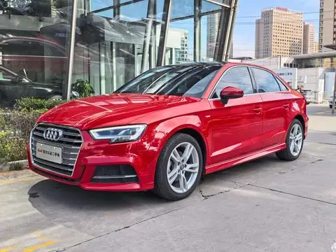 Audi A3 2020 — фото 1