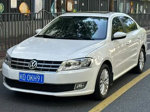Volkswagen Lavida 2013