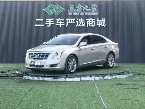 Cadillac XTS 2013 — фото 1