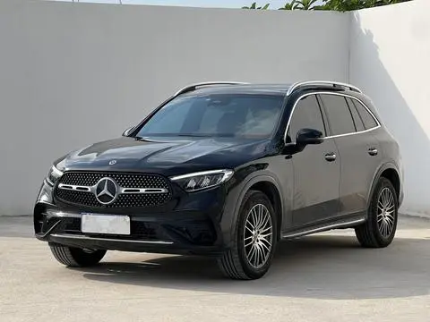 Mercedes-Benz GLC 2025