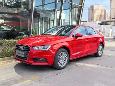 Audi A3 2014 — фото 1