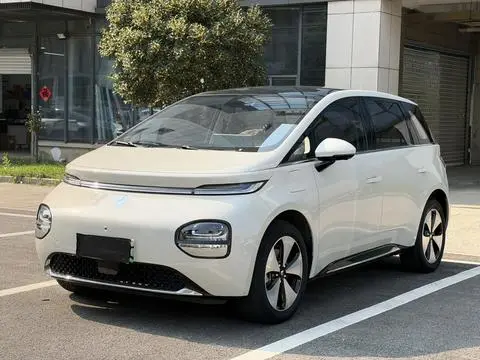 Baojun 云朵 2023