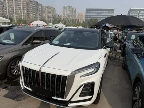 Hongqi HS3 2024