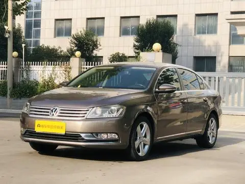 Volkswagen Magotan 2012