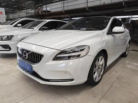Volvo V40 2017