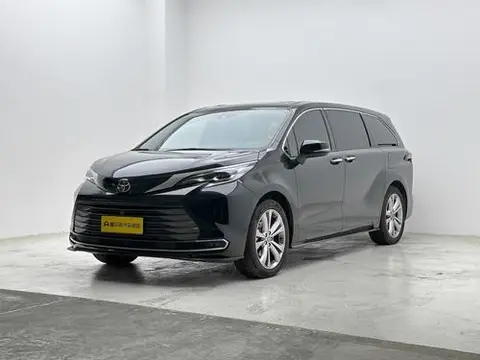 Toyota SIENNA 2024