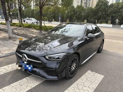 Mercedes-Benz C-Class 2024