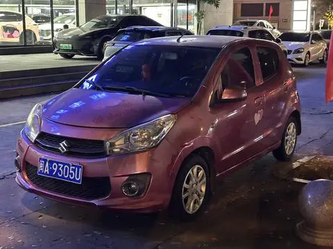 Suzuki 奥拓 2013