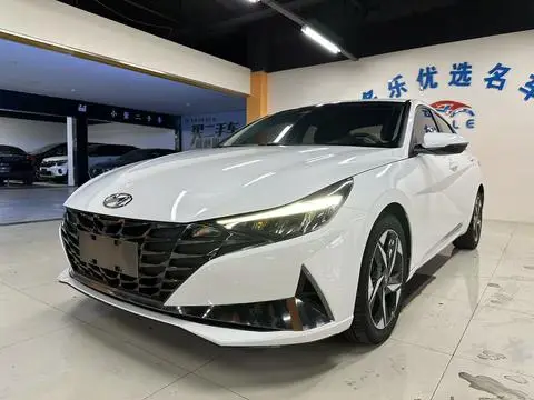Hyundai Elantra 2021